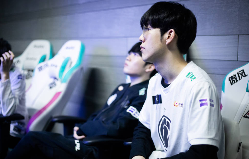 进攻战术更 进攻战术更