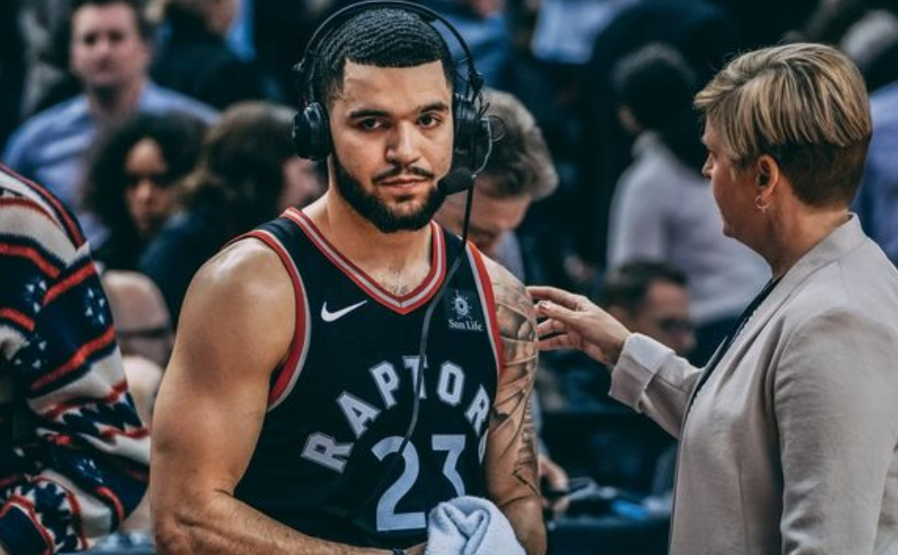 们标志性的 们标志性的